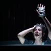 Ambra Angiolini La Reinetta di Leenane - ph Tommaso Le Pera.jpg