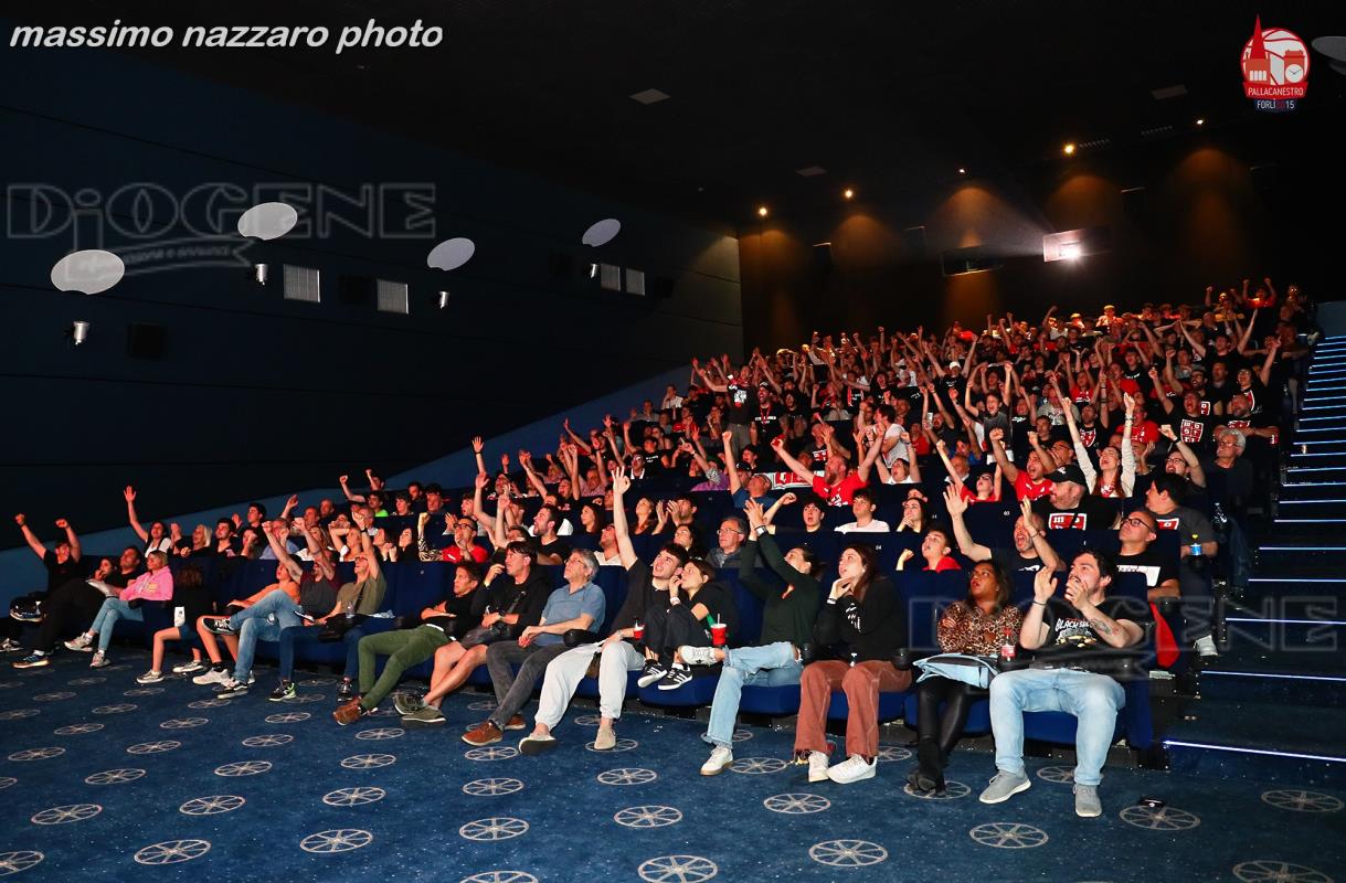 In 700 al cinema per i biancorossi, per Forlì.